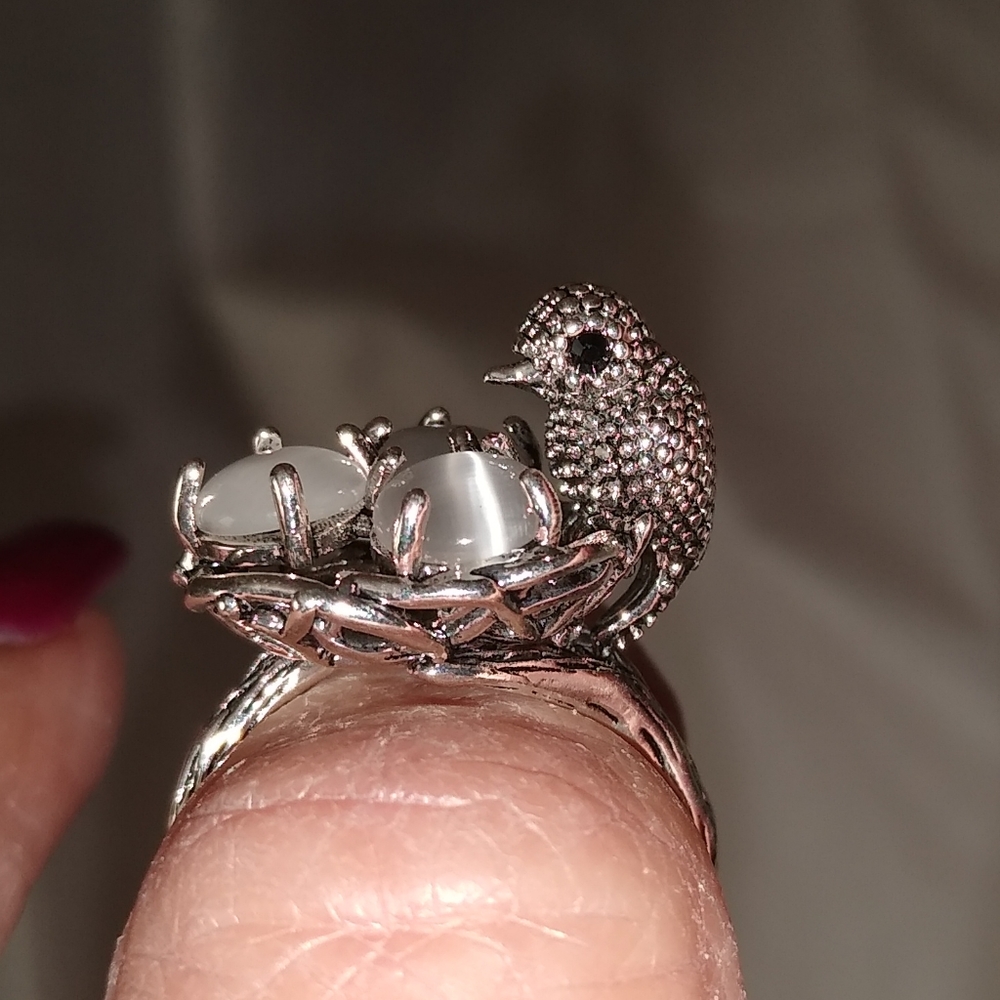 NWT BIRD'S NEST RING.  HOST PICK!